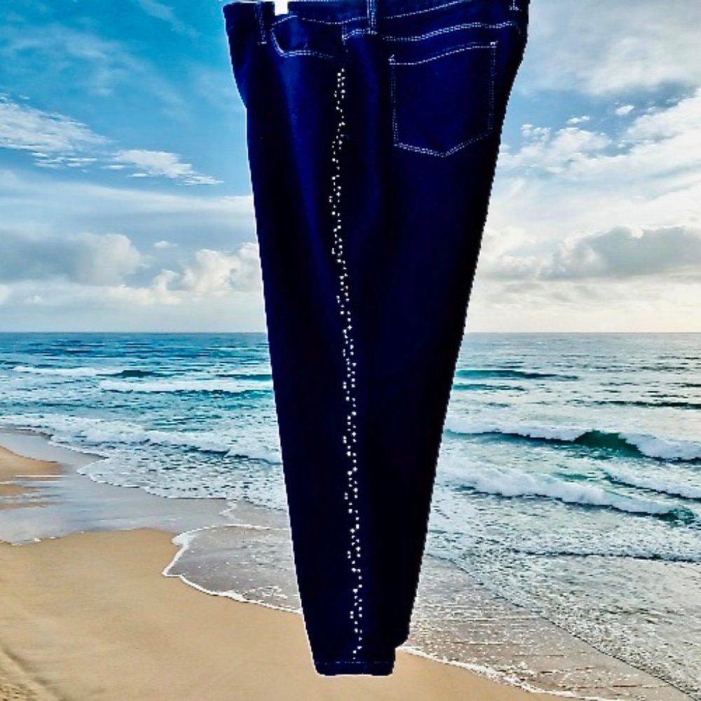 Style & Co Black Capri Jeans STUDS